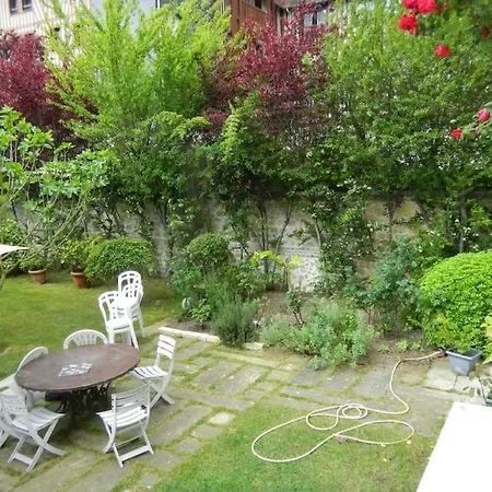 Lägenhet Les Embruns - Le Balcon - 2eme Etage Deauville